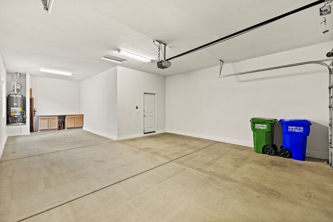 Building Photo - 6822 Claret Dr