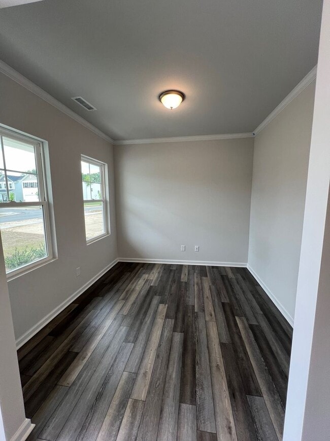 Building Photo - Charming 4 Bedroom Home Located in Wendell