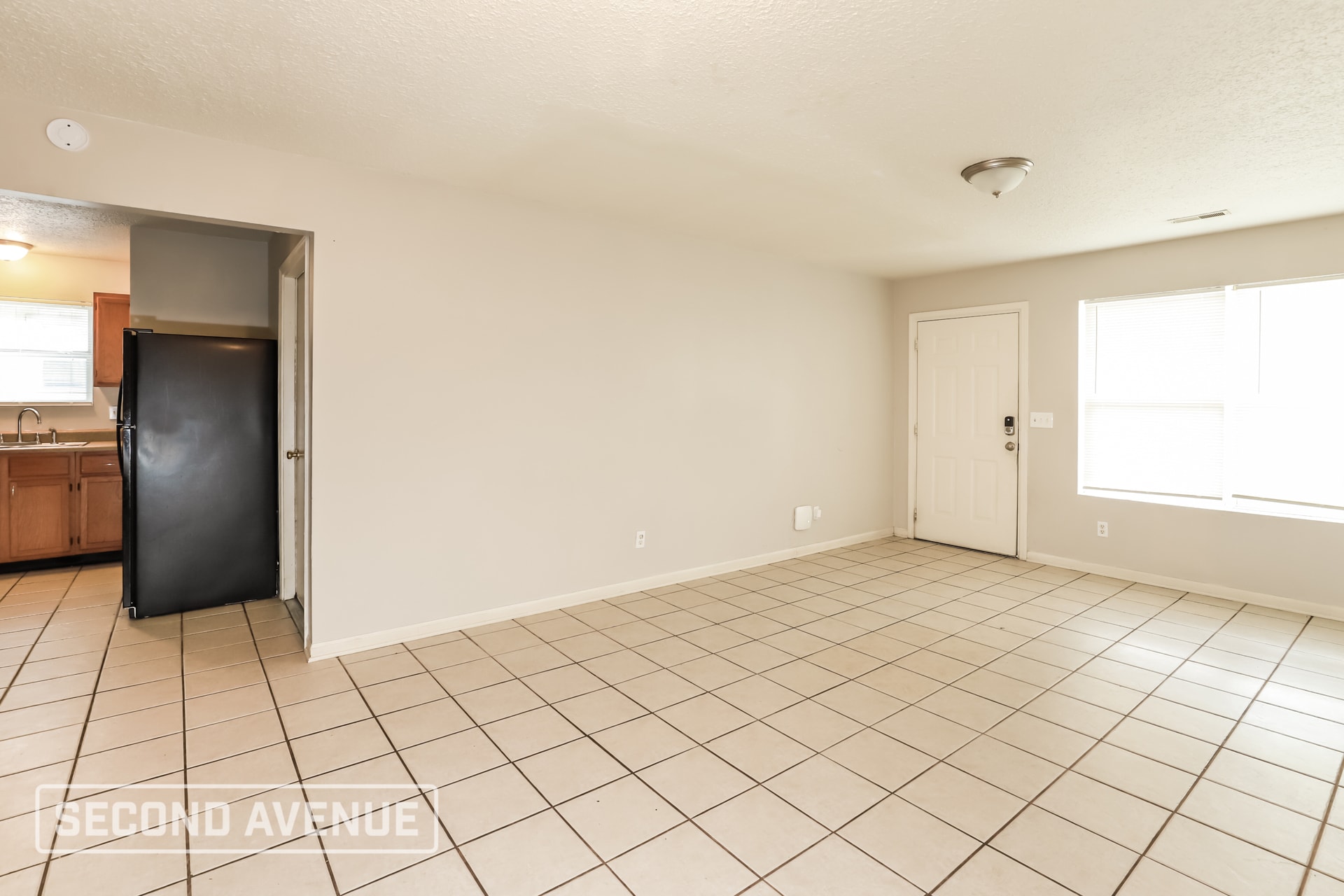 Building Photo - 2833 Kensington Ave