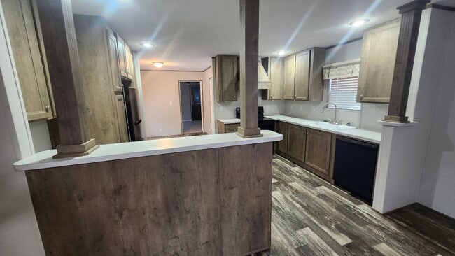 Building Photo - 111 Sir Williams Ct