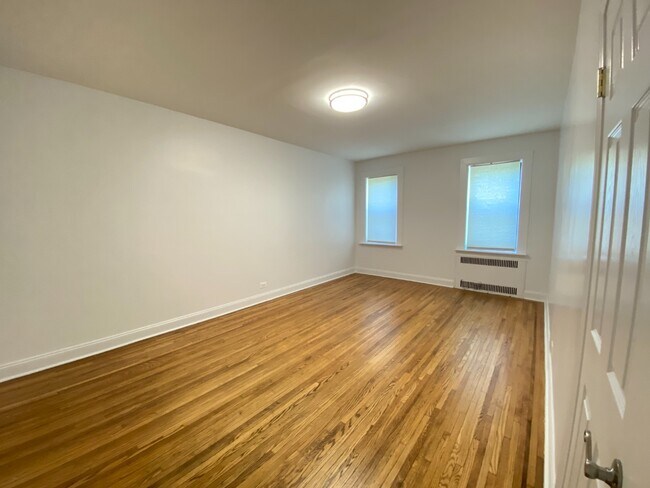 Building Photo - 300 Ocean Pkwy