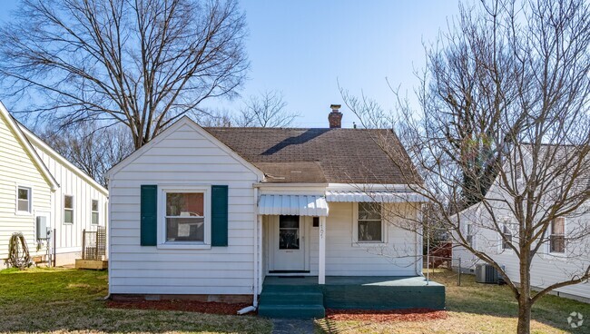 Building Photo - 1707 Greenville Ave