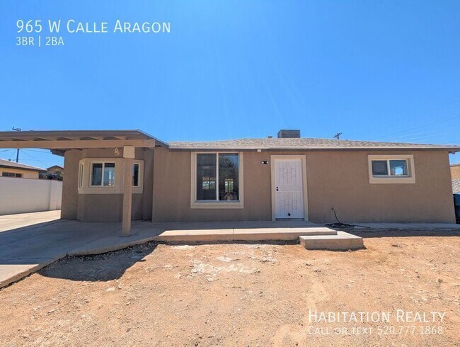 Building Photo - 965 W Calle Aragon
