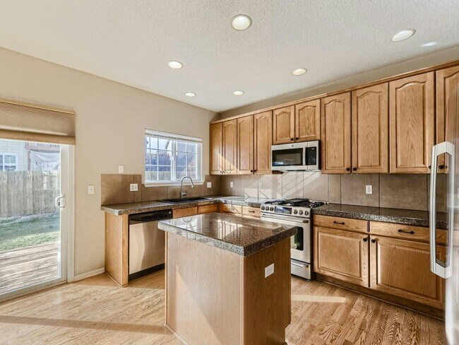 Building Photo - 4871 S Lisbon Way