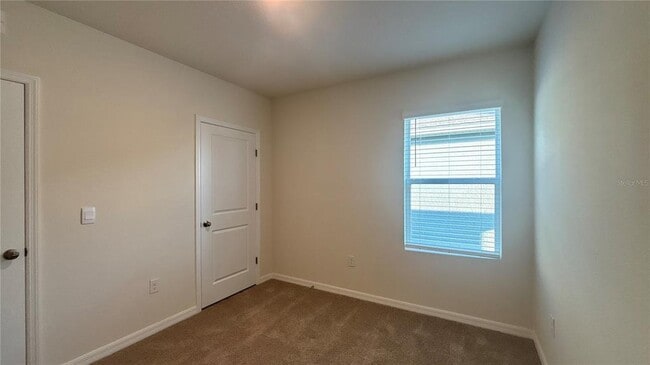 Building Photo - 2948 Waterlily Wy