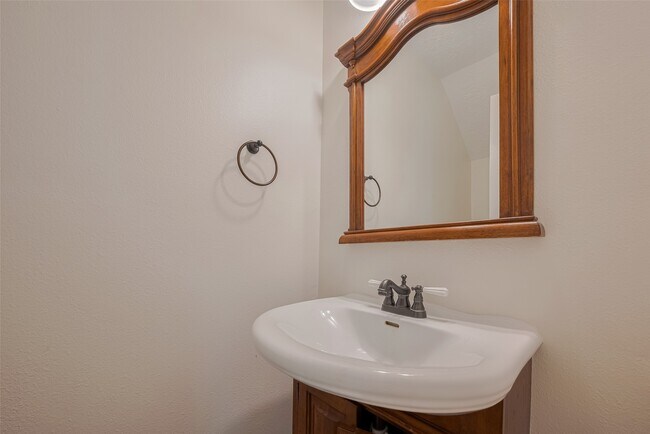 Building Photo - 31214 Windcrest Park Ln