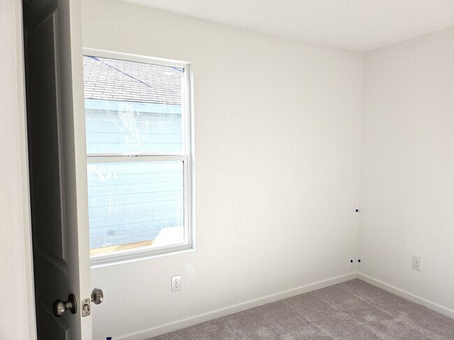Building Photo - 9144 Luciano Pl