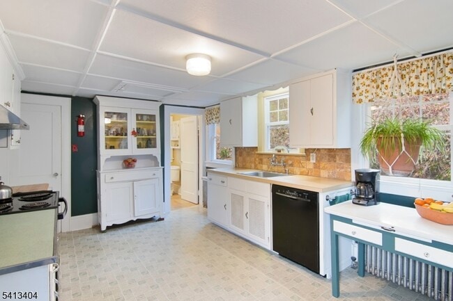 Building Photo - 43 Estling Lake Rd