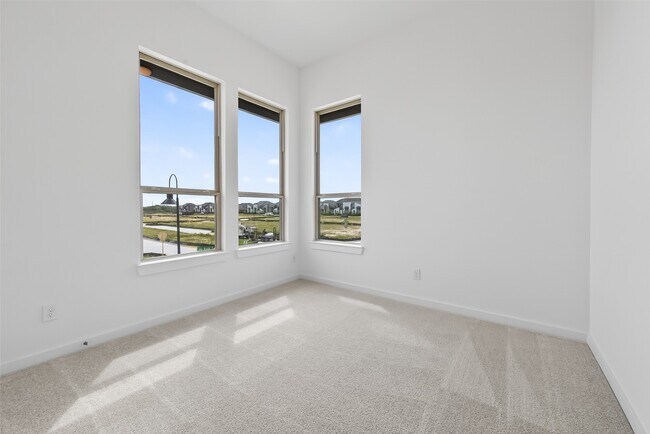 Building Photo - 16739 Lake Austin St