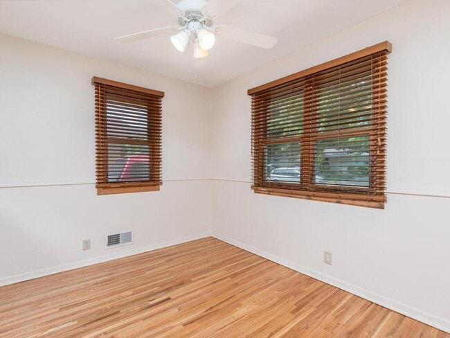 Building Photo - 6321 Wilryan Ave