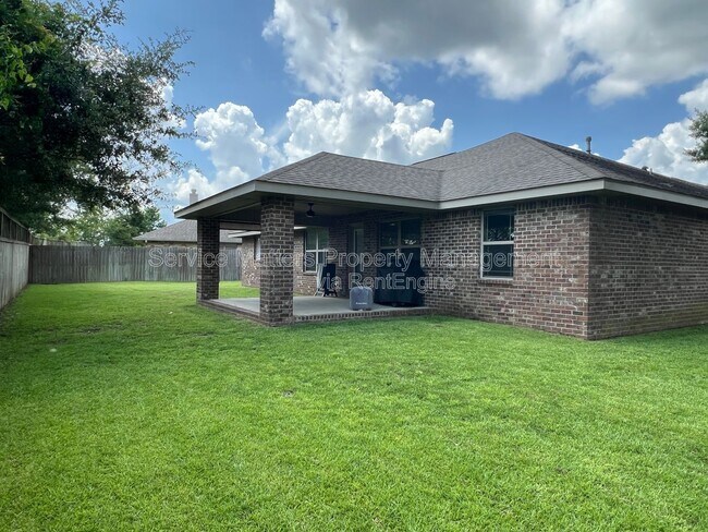 Building Photo - 4622 Belvedere Circle