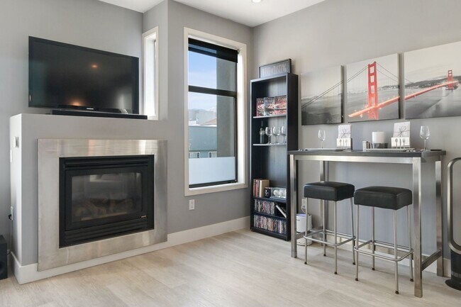 Building Photo - Epic REA/Azari PM:Gorgeous 1 Bed/ 1 Bath C...