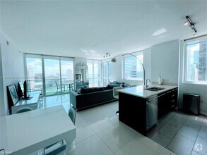 Building Photo - 2 br, 2 bath Condo - 500 Brickell Ave Apt ...