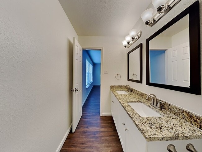 Building Photo - 4006 Carmel Ridge Way