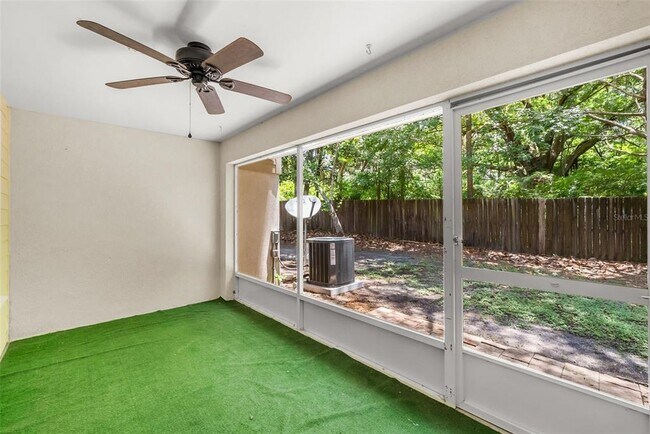 Building Photo - 4605 SW 48th Dr