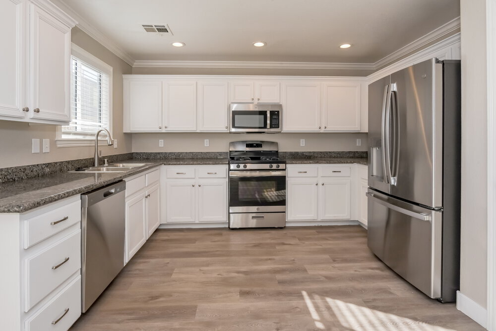 Building Photo - 9997 Big Bow Springs Ct