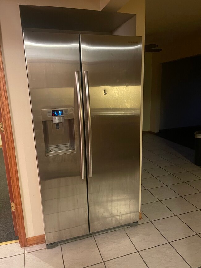 Building Photo - 6937 W 64th Pl