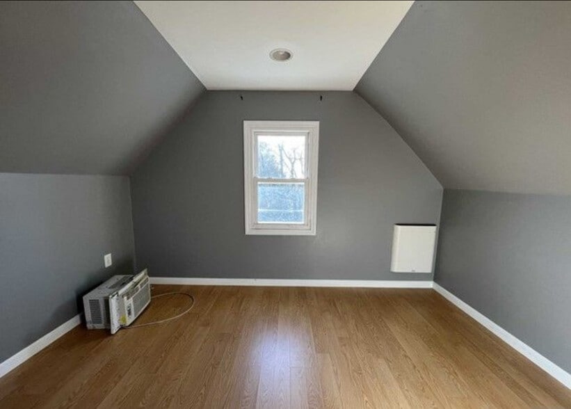 Building Photo - 234 Wallington Ave