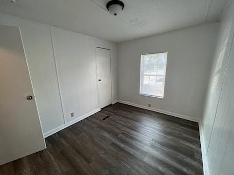 Building Photo - 927 5th Ave SW