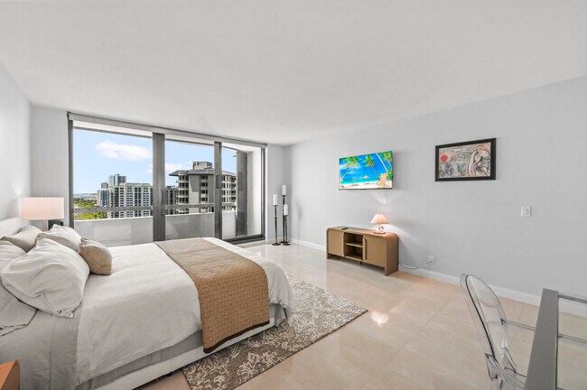 Building Photo - 4000 N Ocean Dr