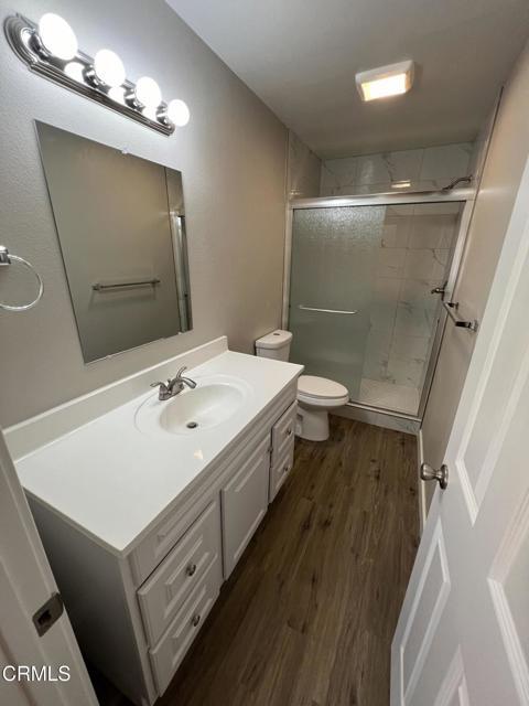 Building Photo - 736 Thoreau Ln