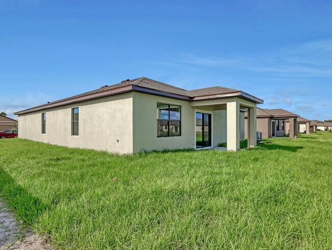 Building Photo - 7508 Tourmaline Dr