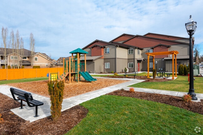 Building Photo - Remington Place Apartments