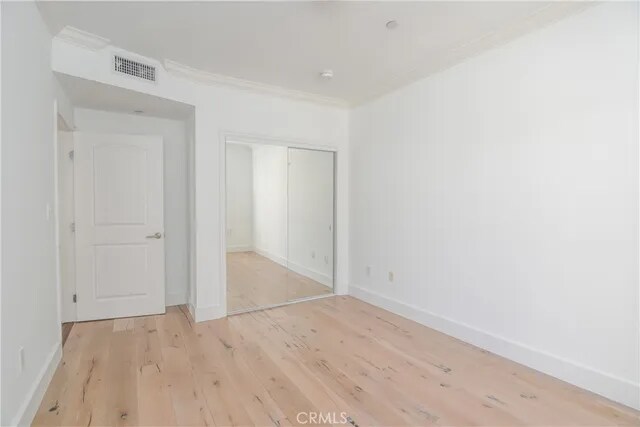 Building Photo - 11848 Kiowa Ave