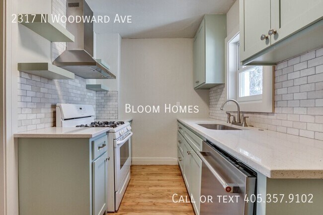 Building Photo - 2317 N Woodward Ave