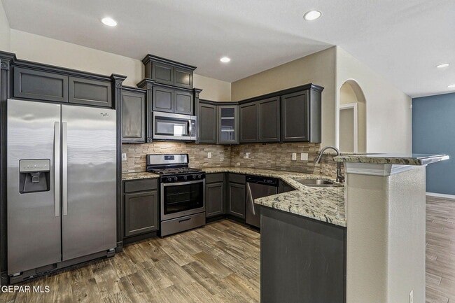 Building Photo - 2157 Honour Point Pl