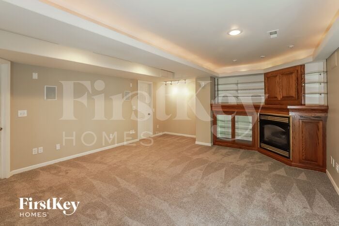 Building Photo - 1135 Meadowlark Ln
