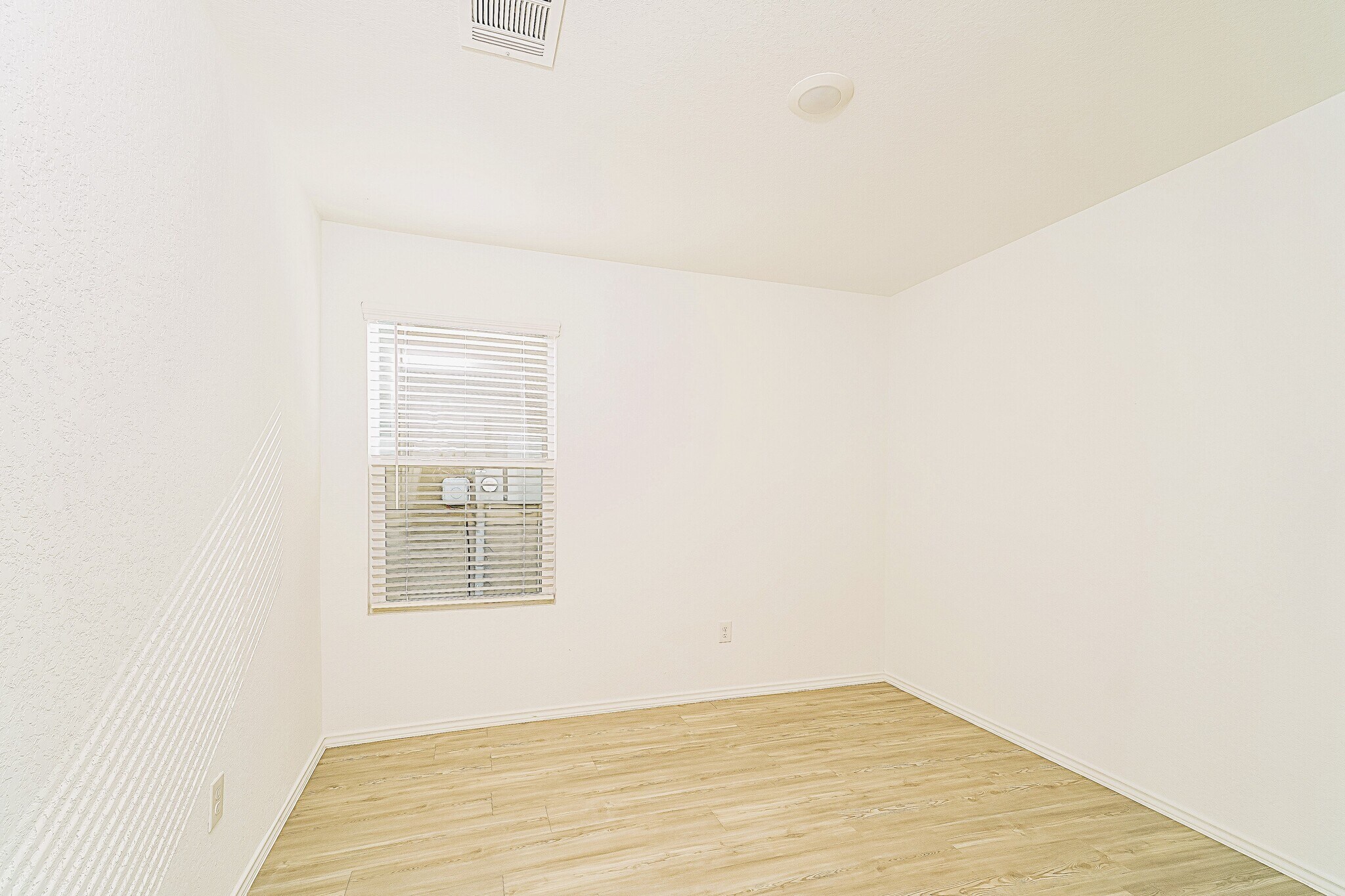Building Photo - 8806 Barrow Path