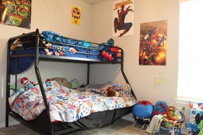 Building Photo - 3006 Hedwig St