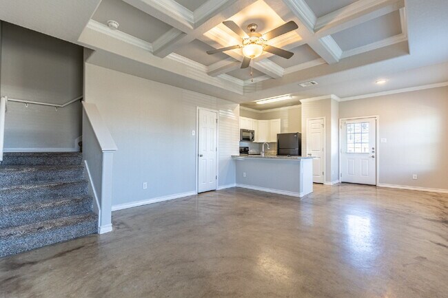 Building Photo - 6265 Eddie Way