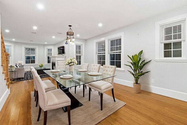 Building Photo - 318 Concord Ave