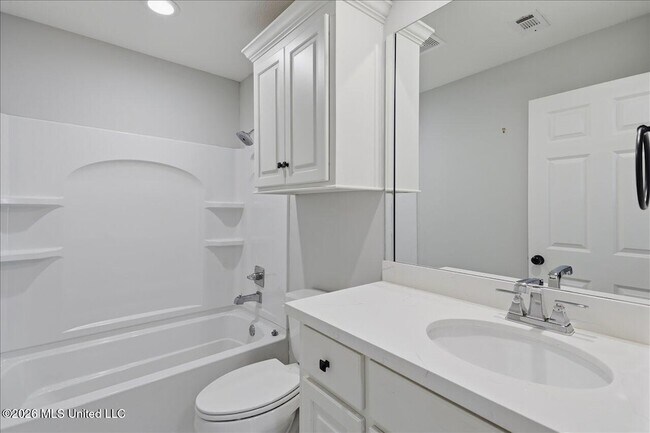 Building Photo - 117 McCree Dr
