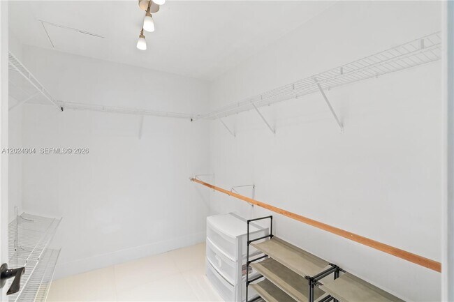 Building Photo - 244 Biscayne Blvd