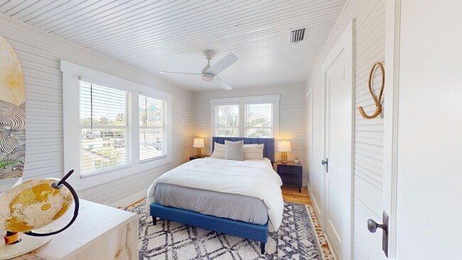 Building Photo - Presenting a meticulously renovated and fu...