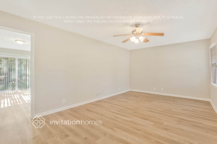 Building Photo - 1948 Englewood Way SW