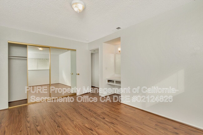 Building Photo - 4706 Hayford Way