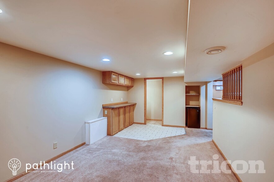 Building Photo - 6680 168th St W