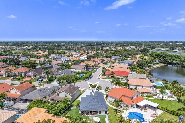 Building Photo - 10852 La Salinas Cir