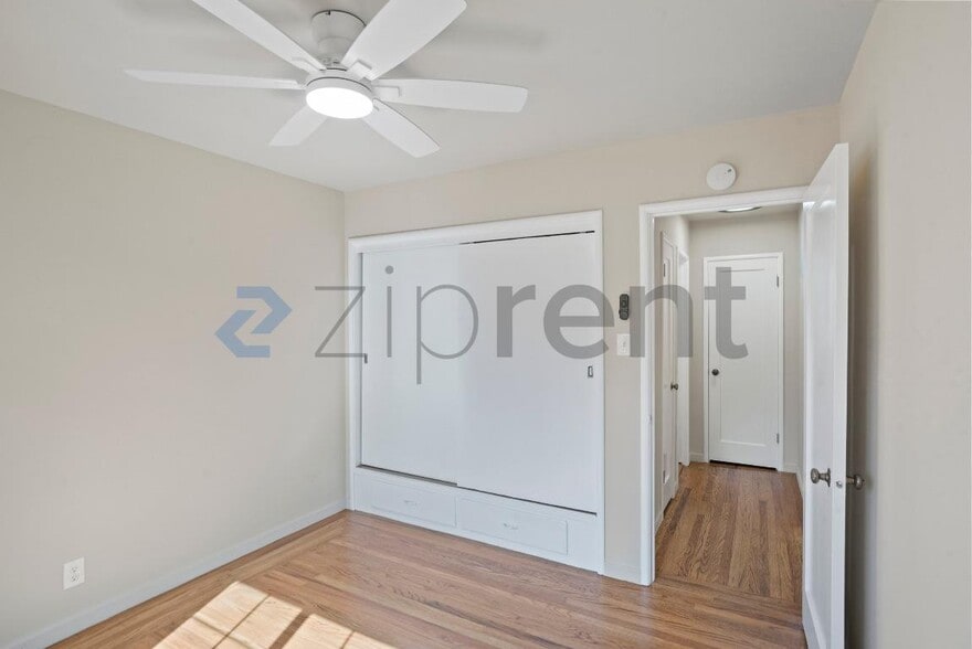 Building Photo - 2033 High St