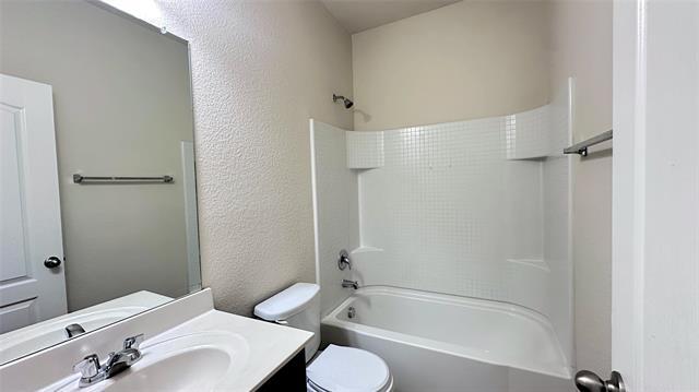 Building Photo - 2129 Brenham Dr