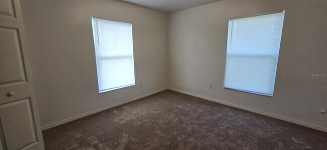 Building Photo - 6875 SE 52nd St