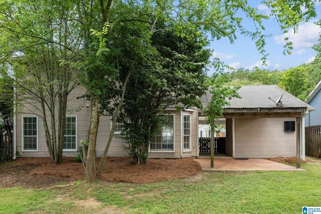 Building Photo - 205 Brookhollow Dr
