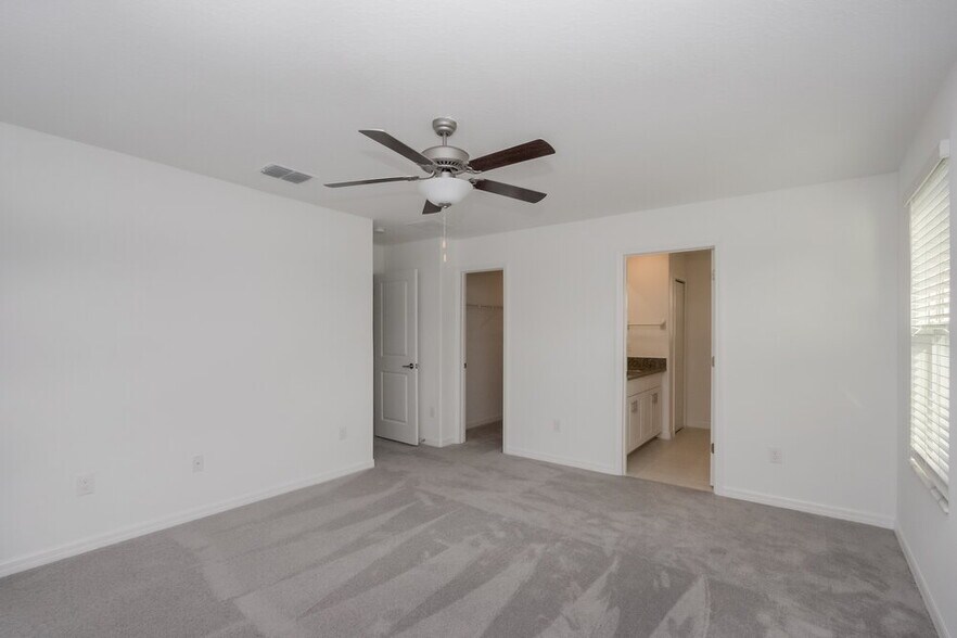 Building Photo - 7336 Spring Snowflake Ave