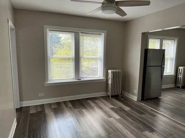 Building Photo - 4058 W Dickens Ave