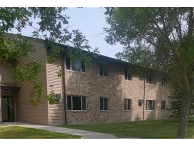 Building Photo - 303 1st St SW