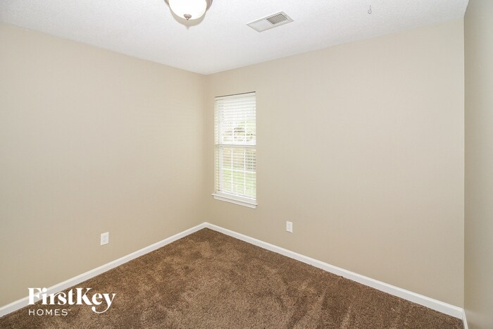 Building Photo - 10148 Cross Valley Dr